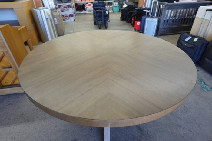 Zealand 54″ Round Dining Table (Table Only) - Image 9