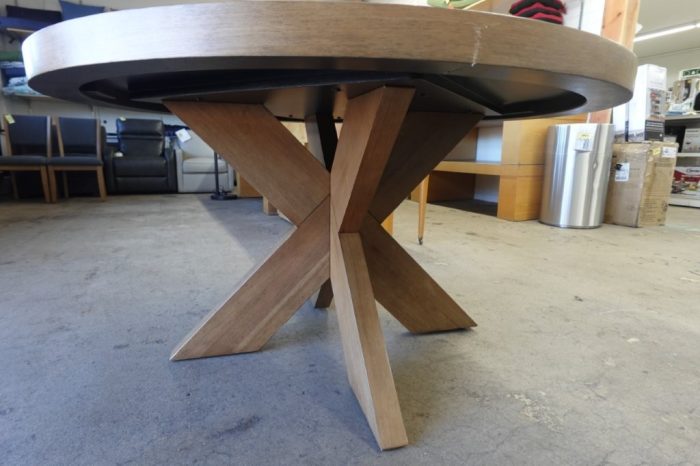 Zealand 54″ Round Dining Table (Table Only) - Image 3