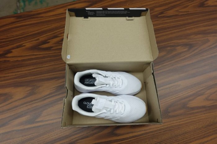 Adidas Women’s Size 7 Grand Court 2.0 Sneakers - Image 2