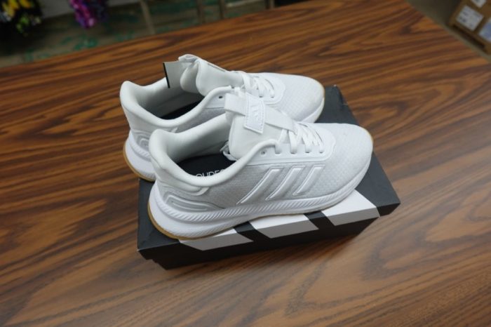 Adidas Women’s Size 7 Grand Court 2.0 Sneakers - Image 3