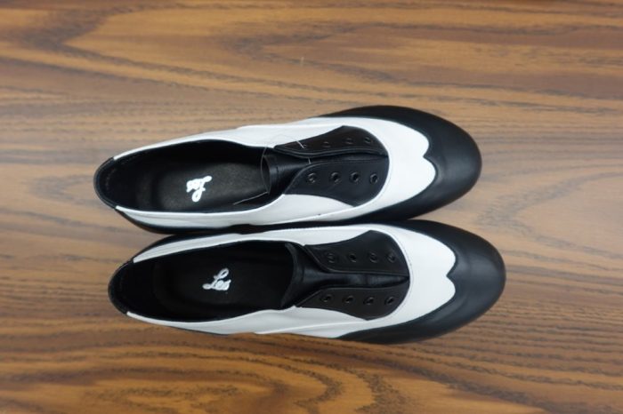 Leo Women’s Size 9.5 Spectator Dance Shoe - Image 3