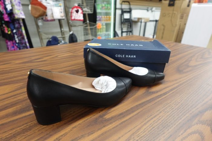 Cole Haan Women’s Size 7.5 Anica Block Heel Sandal - Image 6