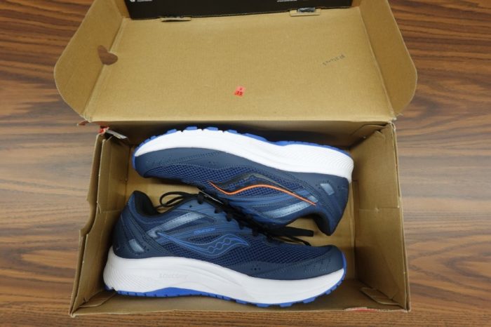 Saucony Men’s Size 10.5 Cohesion Running Shoe - Image 2