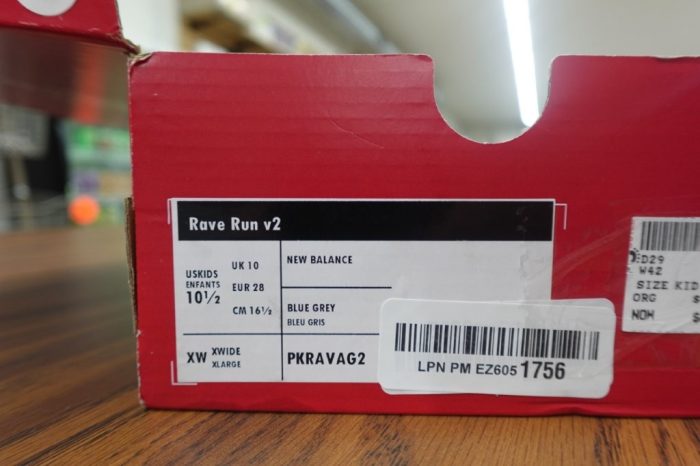 New Balance Kids’ Size 10.5 Rave Run Lace-Up Sneakers - Image 6