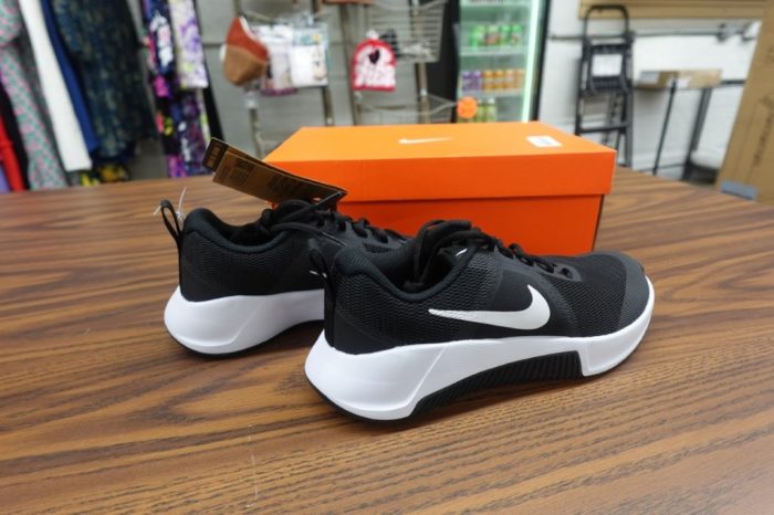 Nike Men’s Size 7 MC Trainer 3 Workout Shoes - Image 5
