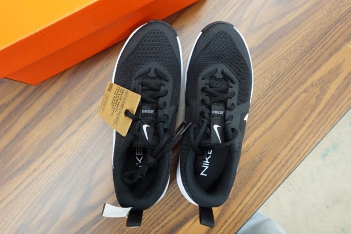 Nike Men’s Size 7 MC Trainer 3 Workout Shoes - Image 3