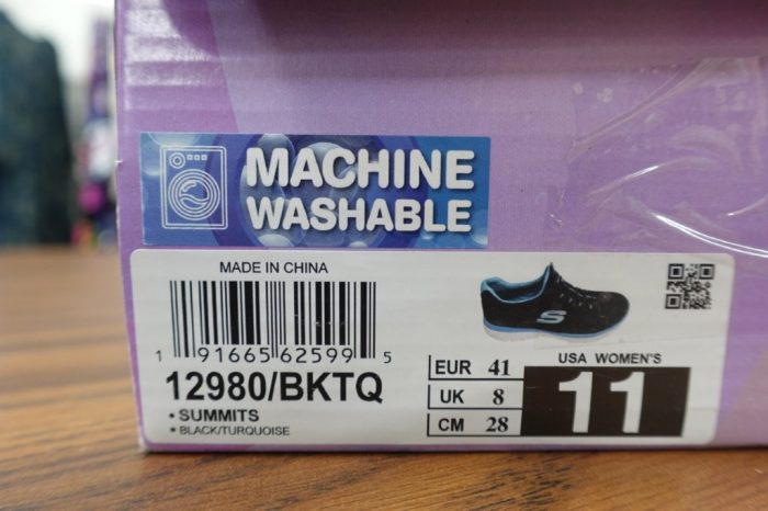 Skechers Women's Size 11 Summits Sneaker - Image 6