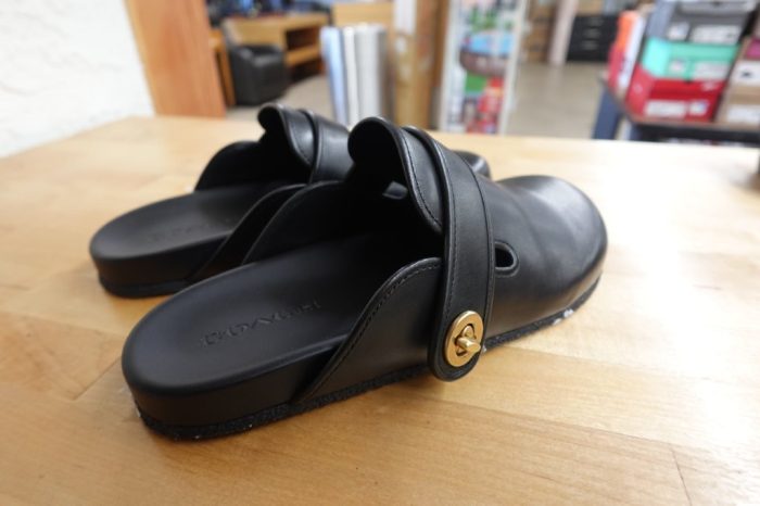 Coach Blake Turnbuckle Clog Flat Women's Size 11 - Image 3