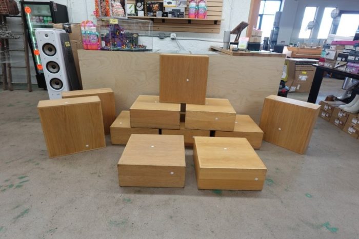 20"x20"x8" Industrial Wooden Heavy Duty Display Box - Image 3