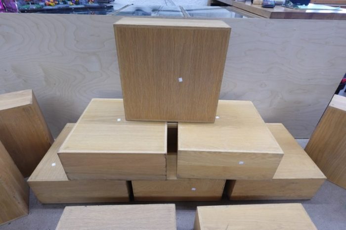 20"x20"x8" Industrial Wooden Heavy Duty Display Box - Image 4