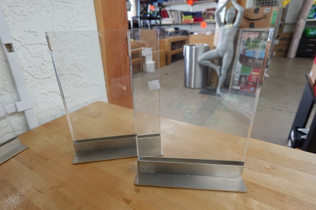 Clear Sign and Picture Display Holders in Multiple Sizes - Image 3
