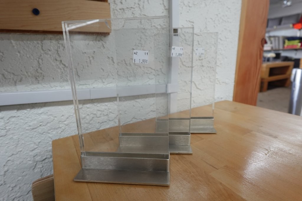 Clear Sign and Picture Display Holders in Multiple Sizes - Image 5