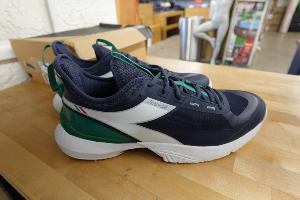 Diadora Finale AG Men’s Tennis Shoe Men's 14.5 - Image 4