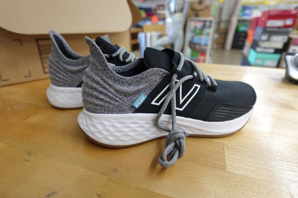 New Balance Unisex-Child Lace-Up Running Shoe Kid Size 3 - Image 4