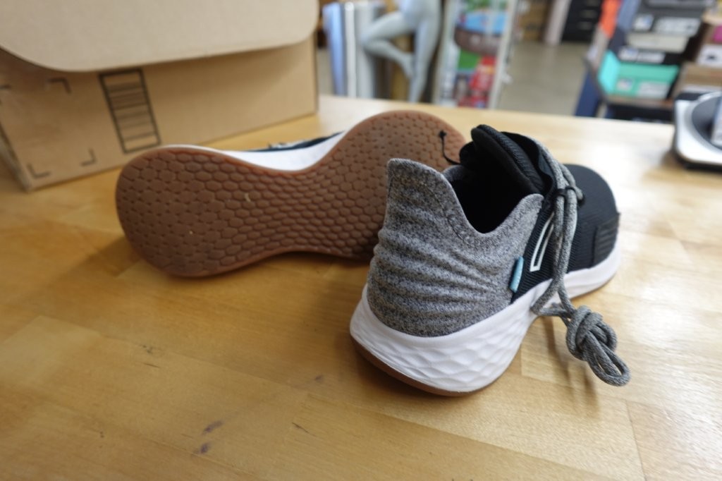 New Balance Unisex-Child Lace-Up Running Shoe Kid Size 3 - Image 6