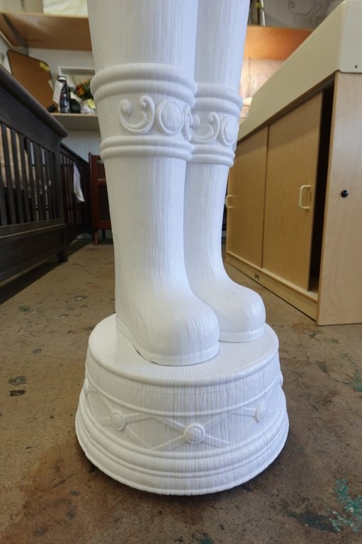 Giant 6' Paint it Yourself Light-Up Nutcracker Christmas Decoration - Image 5