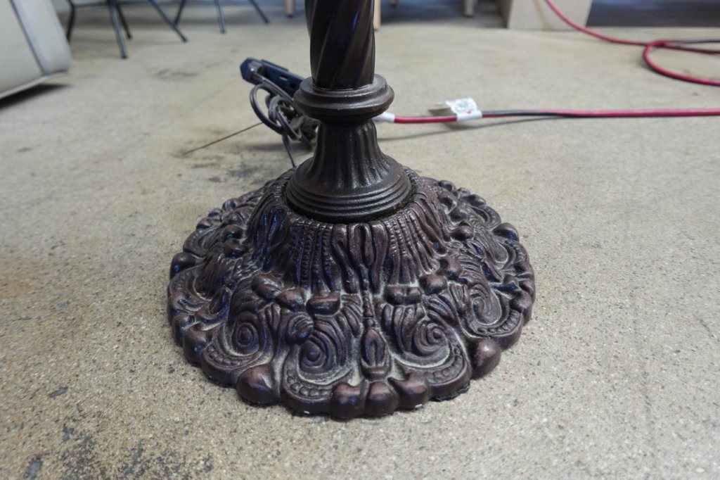 Tiffany Style Victorian Reading Floor Lamp with Glass Shade in Red - Image 7