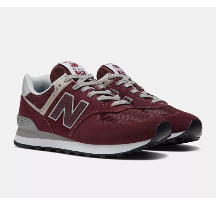 New Balance Women’s Size 9 574 Core Classic Sneakers