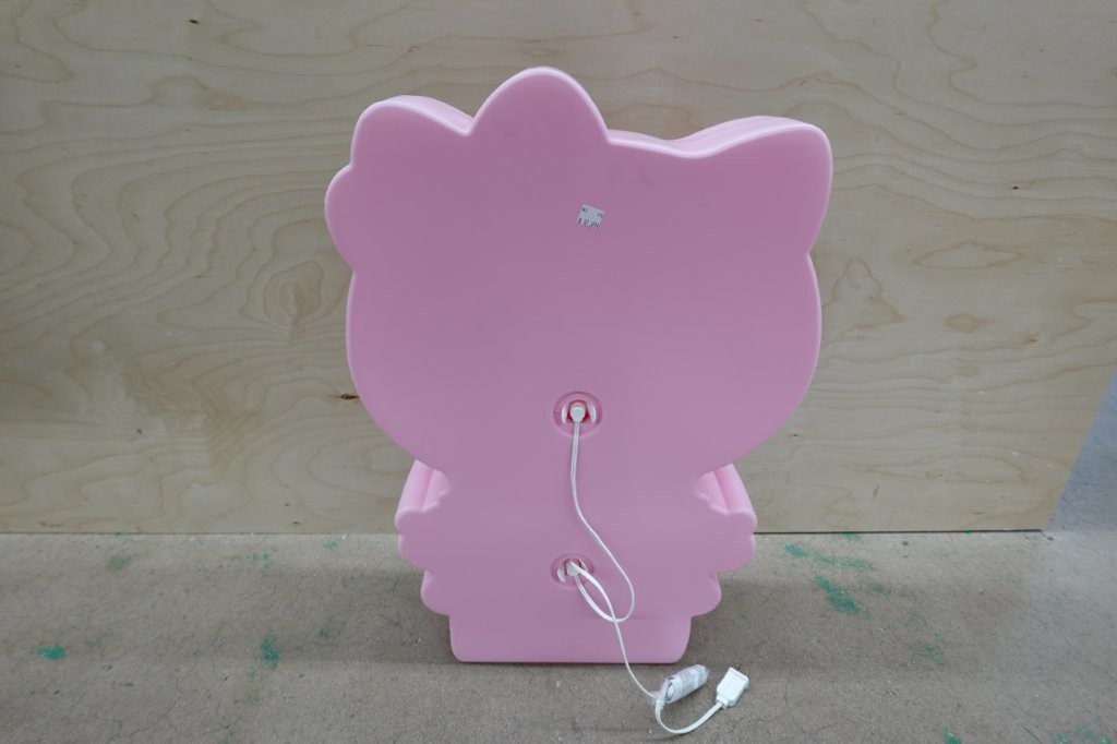 Hello Kitty Lighted Outdoor Décor – Pink, 18.1" - Image 3