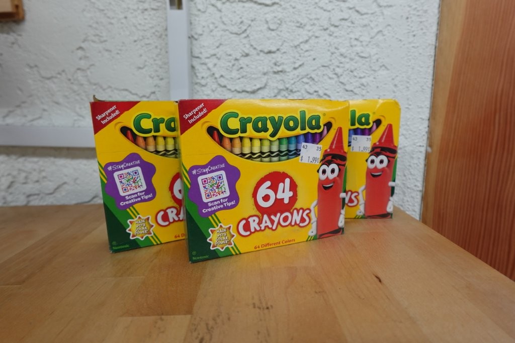 Crayola 64-Count Crayons with Built-In Sharpener - Image 2