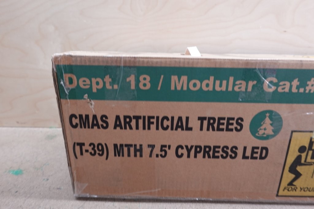 My Texas House 7.5‑Foot Pre‑Lit Cypress Artificial Christmas Tree - Image 4