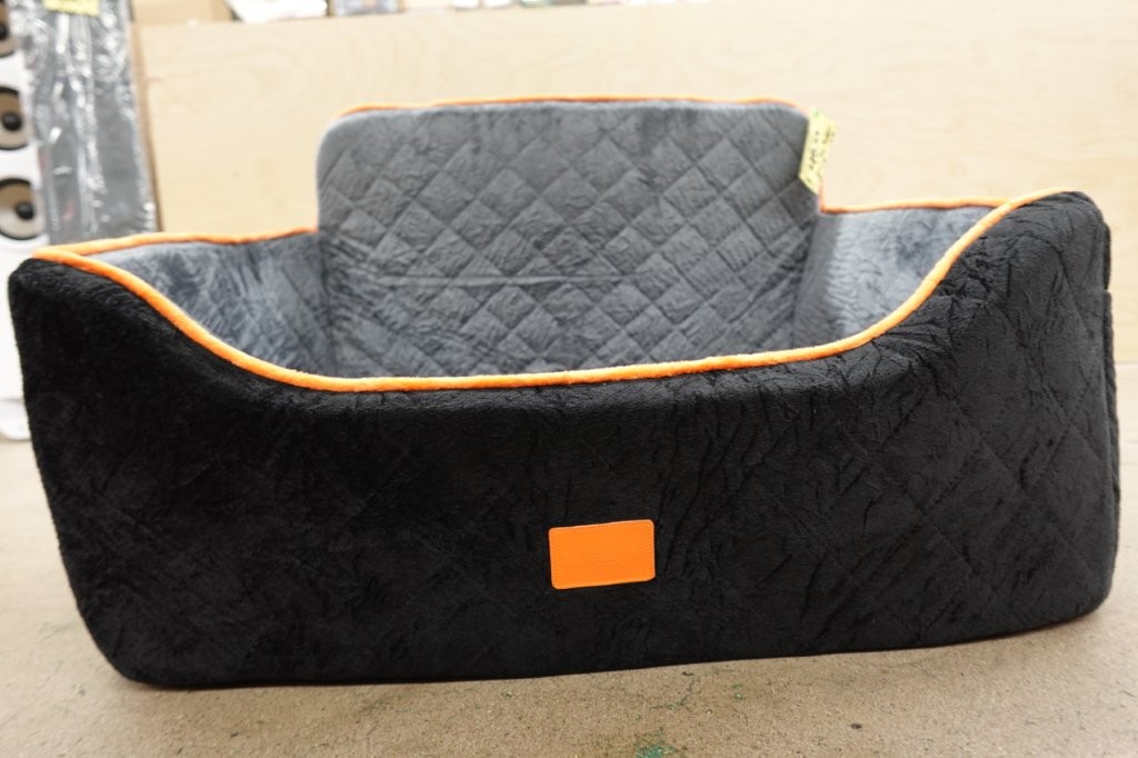 Sangoodier Dog Car Seat Booster Pet Carrier in Black/Grey - Image 4