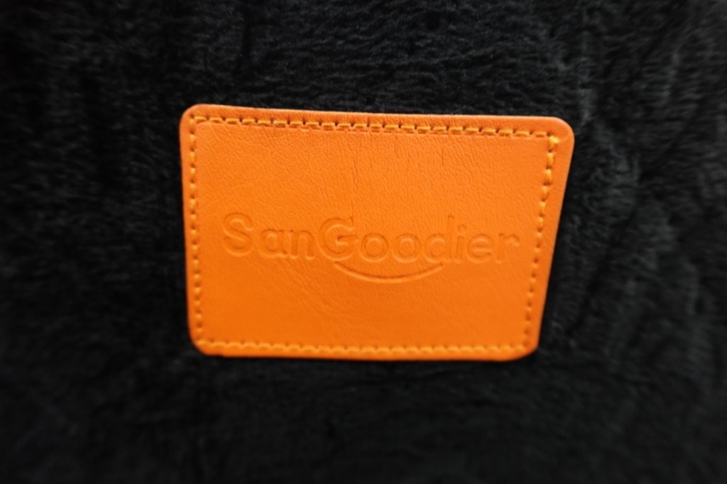 Sangoodier Dog Car Seat Booster Pet Carrier in Black/Grey - Image 7