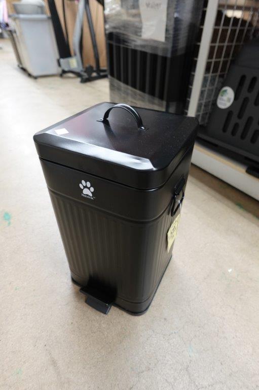 Outdoor Dog Waste Trash Can with Lid12L/3.2Gal in Black - Image 2