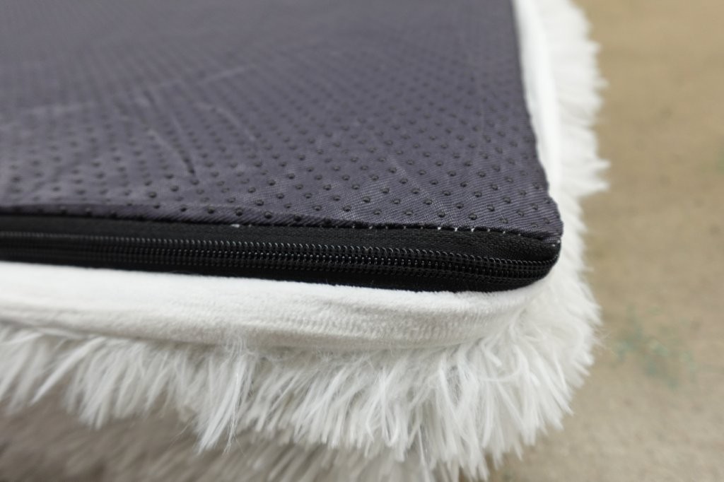 Bedsure 35" Orthopedic Large Sized Dog Bed in Long Faux Fur-Misty Grey - Image 6