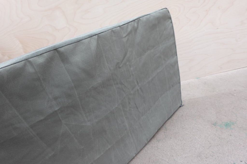 Furhaven Cooling Gel Dog Bed for Medium/Small Dogs in Dark Sage - Image 5