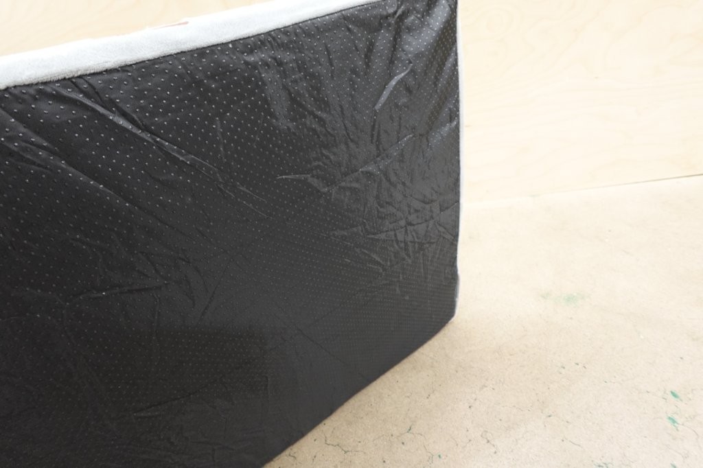 WESTERN HOME Orthopedic Medium Sized Dog Bed in Grey - Image 6