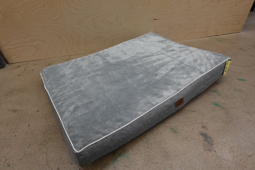 Bedsure Memory Foam Dog Crate Bed for Extra Large Dogs in Light Grey - Image 2