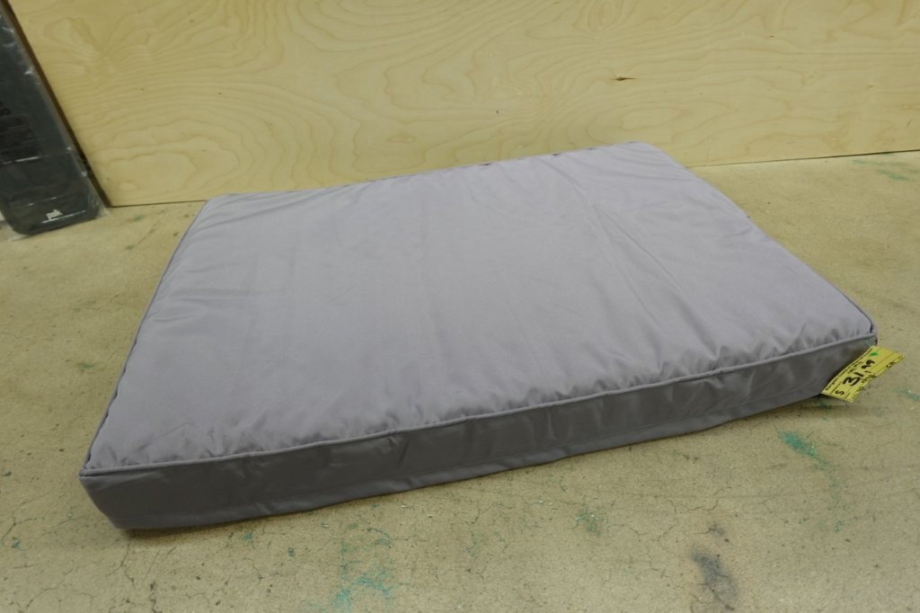 BFPETHOME Outdoor Dog Bed for Large Dogs in Dark Grey - Image 2