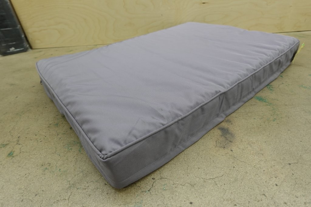 BFPETHOME Outdoor Dog Bed for Large Dogs in Dark Grey - Image 3