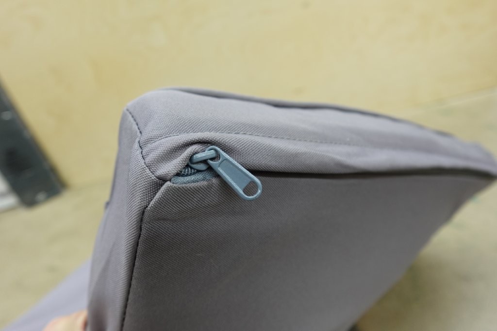 BFPETHOME Outdoor Dog Bed for Large Dogs in Dark Grey - Image 5