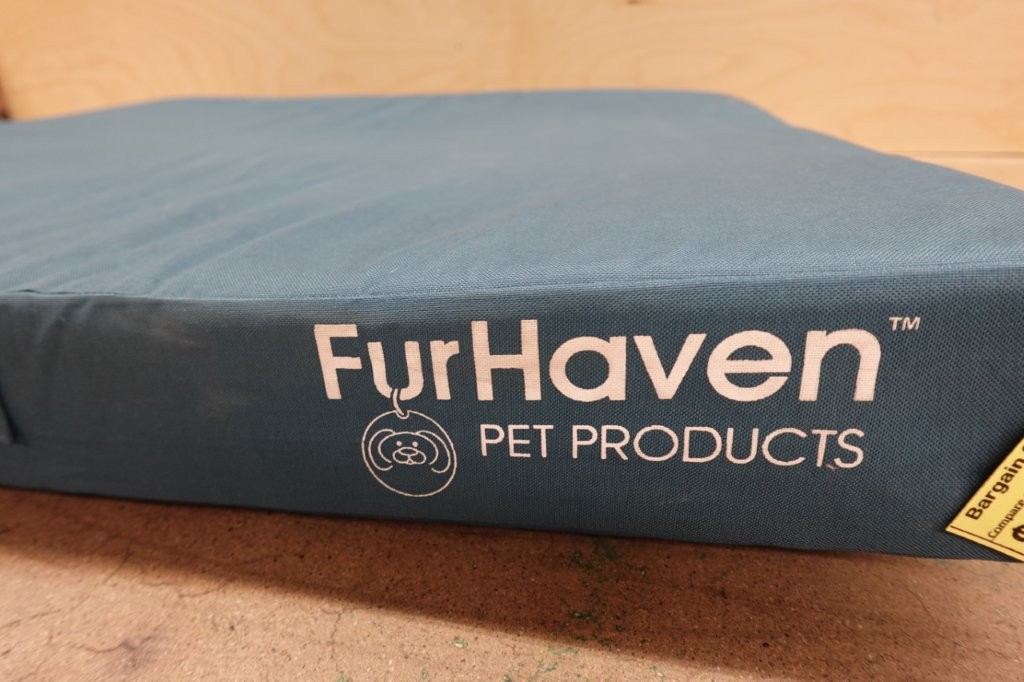 Furhaven Jumbo/XL Water-Resistant Cooling Gel Dog Bed in Deep Lagoon - Image 3