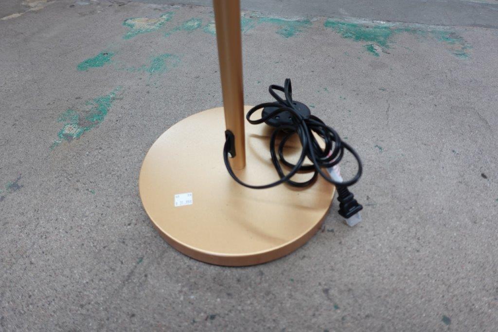 EDISHINE 62in Modern Arc Gold Floor Metal Standing Lamps with Foot Switch - Image 5