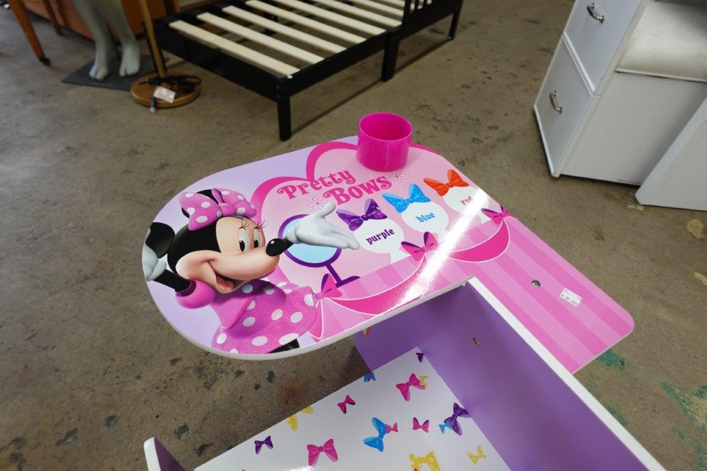 Disney Minnie Mouse Chair Desk with Storage Bin by Delta Children - Pink - Image 4