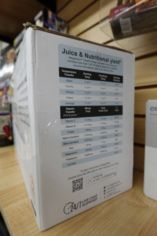 MegaWise Cold Press Slow Masticating Juicer in White - Image 5