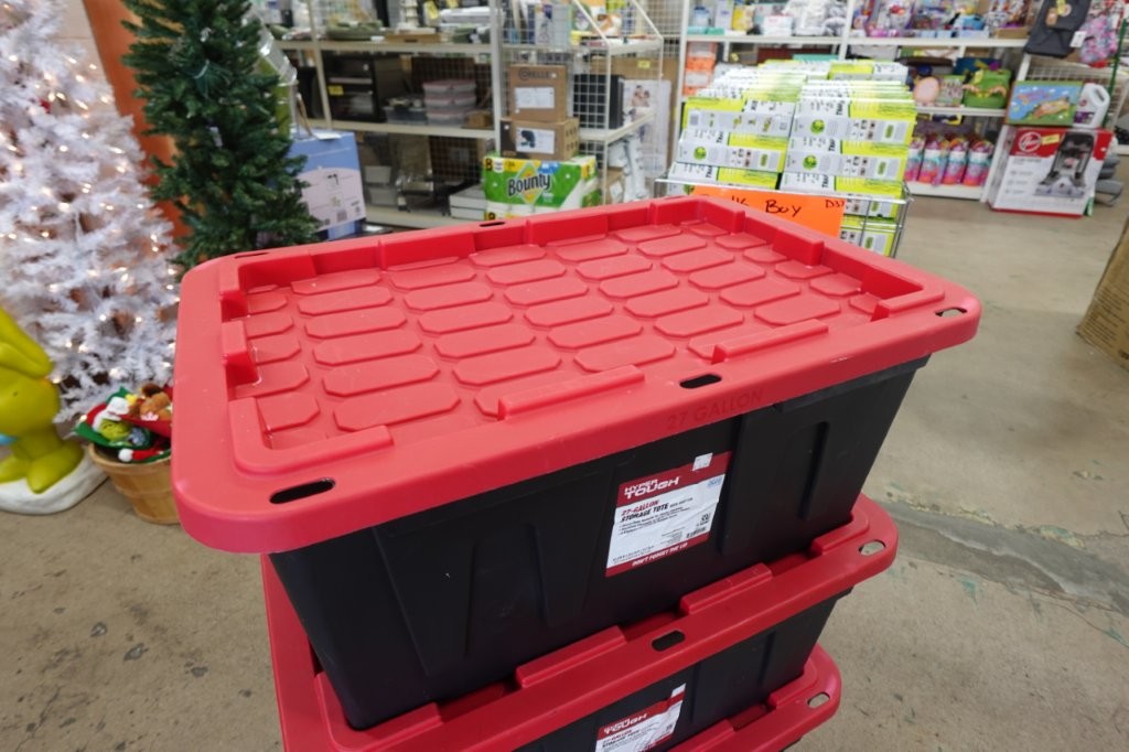 Hyper Tough 27-Gallon Snap-Lid Plastic Storage Bin - Image 4