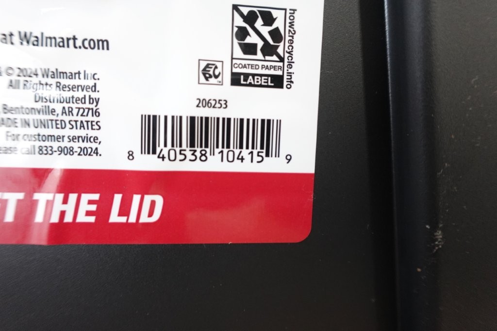 Hyper Tough 27-Gallon Snap-Lid Plastic Storage Bin - Image 7