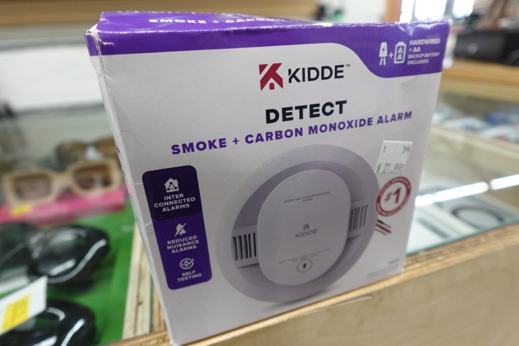 Kidde Hardwired Combination Smoke & Carbon Monoxide Detector - Image 2