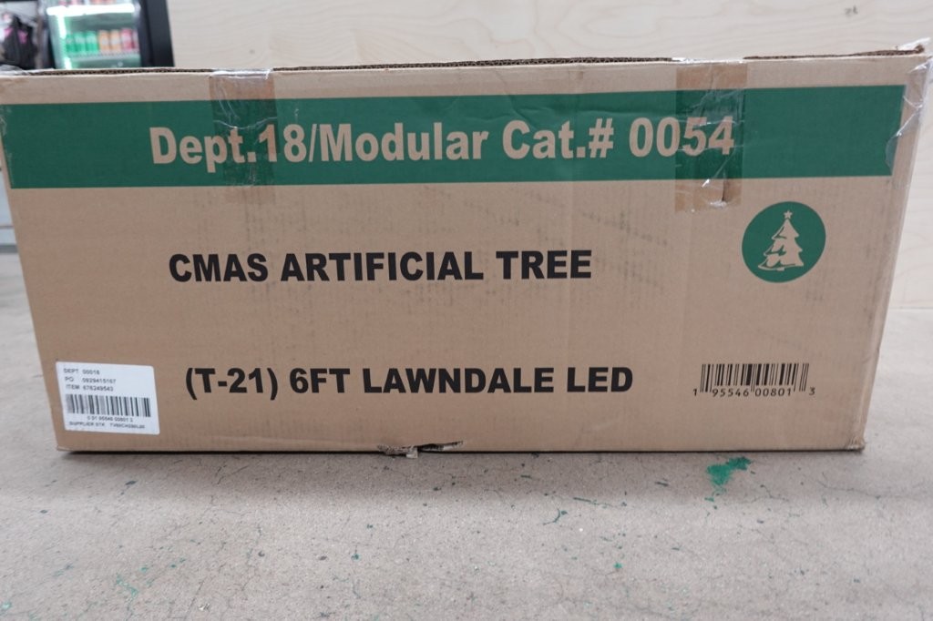 Holiday Time Lawndale 6 ft Pre-Lit Spruce Green Artificial Christmas Tree - Image 3