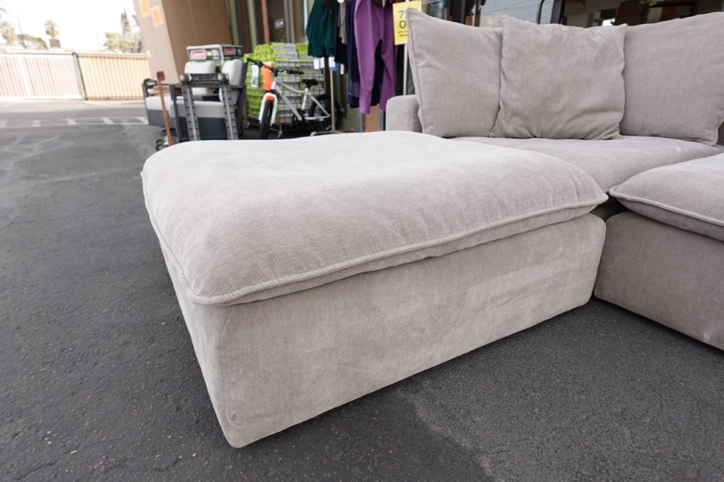 Aiden & Ivy Sereen 6 pc Fabric Modular Sectional Sofa Couch Set - Image 10