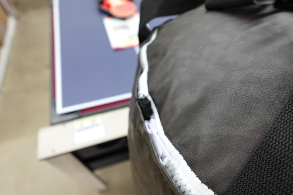 Everlast 100 lb Vintage Heavy Boxing Bag - Image 5