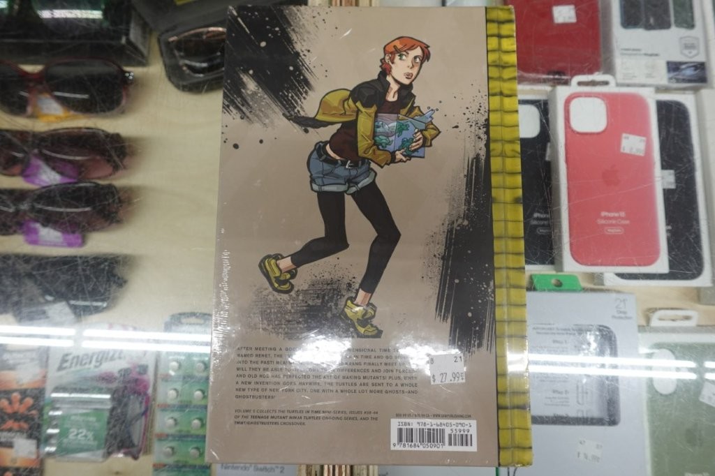 Teenage Mutant Ninja Turtles: The IDW Collection Novel - Volume 5 - Image 5