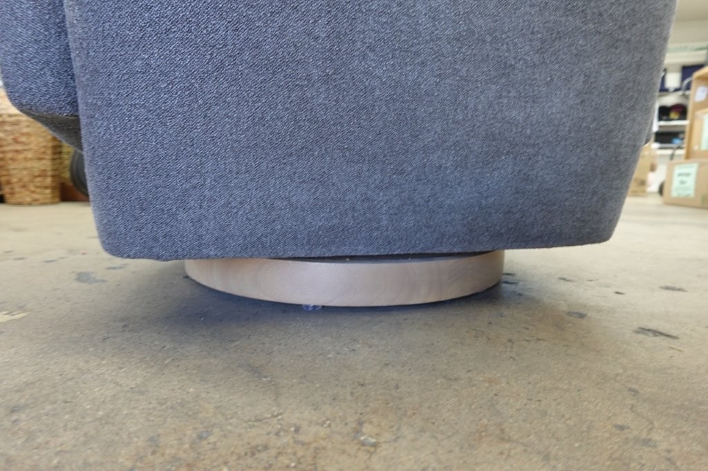 Henredon Murphy Swivel Bouclé Chair - Gray - Image 7