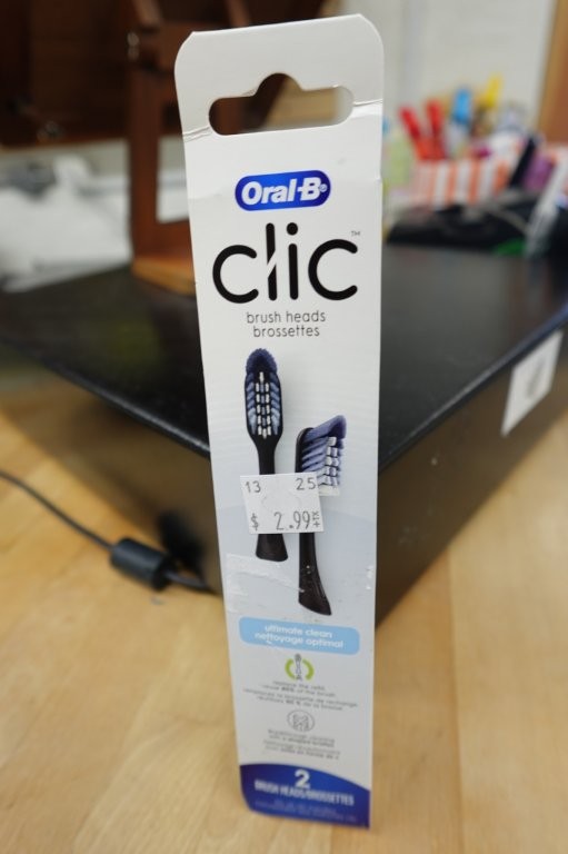 Oral‑B CLIC Toothbrush Replacement Brush Heads 2‑Pack - Image 3