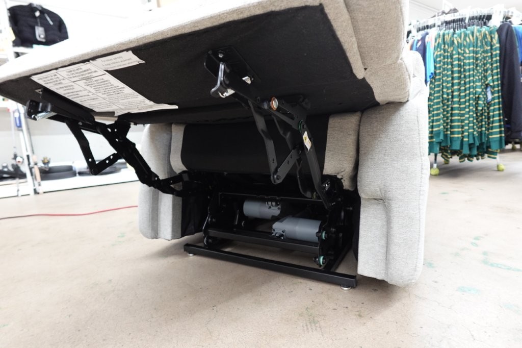 Flexsteel Zecliner Power Lift Sleep Recliner with Power Headrest & Lumbar - Image 9