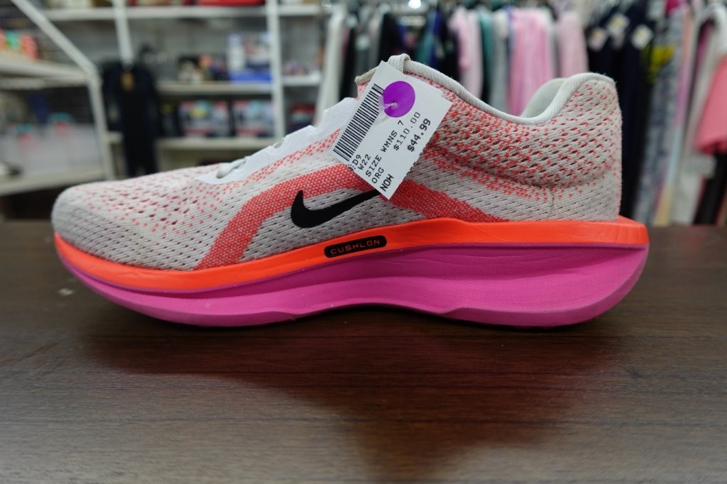 Nike Winflo 11 Road Running Shoes - Women's 7 - Image 6